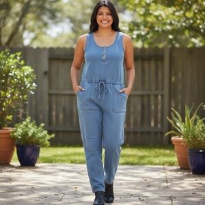 Calvin Klein Women's Denim Overalls One piece baggy Size L.